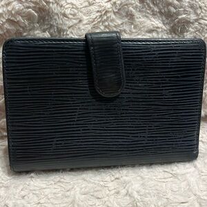 Louis Vuitton Epi Kiss Lock Wallet Black Authentic
